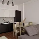 Deluxe Apartment 9